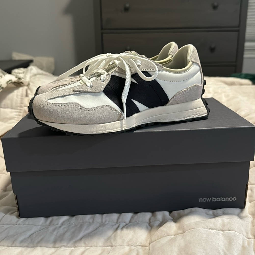 New balance 327